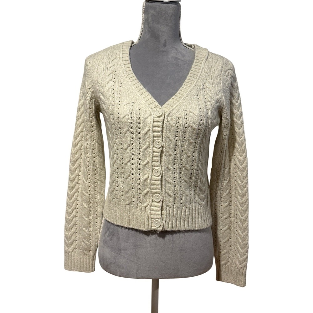 American Eagle Cardigan Sweater Sz SM Cable Knit Soft Girl Scandi Parisian Cream